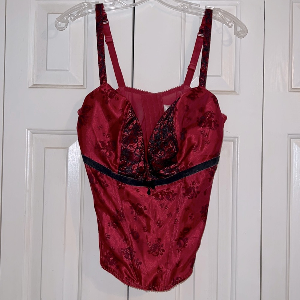 Vintage Cacique Maroon Red Corset 22/24.